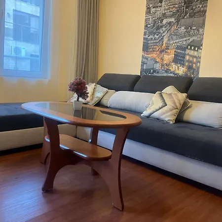 Milos Apartament *
