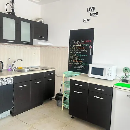 Milos Apartament *